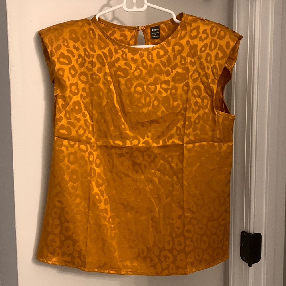 Leopard tonal satin blouse with shoulder pads